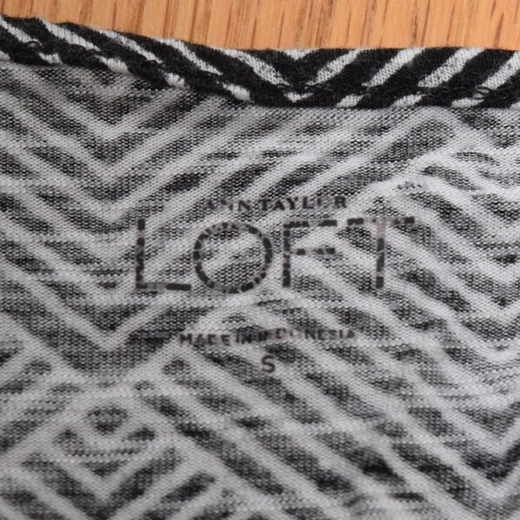 2 for $12:  Loft Camisole with Adjustable Straps in Women's S - Picture 8 of 9